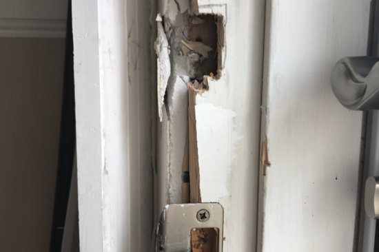 frame door repair Lake Magdalene