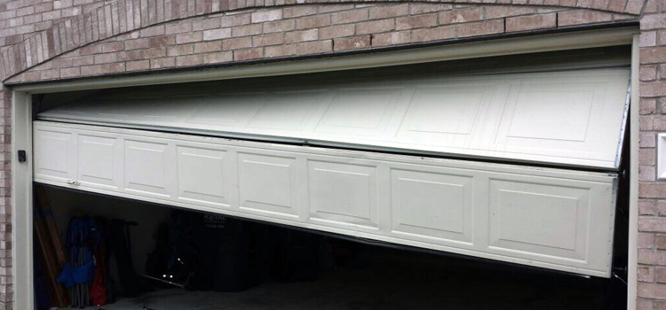 emergency door replacement Lake Magdalene